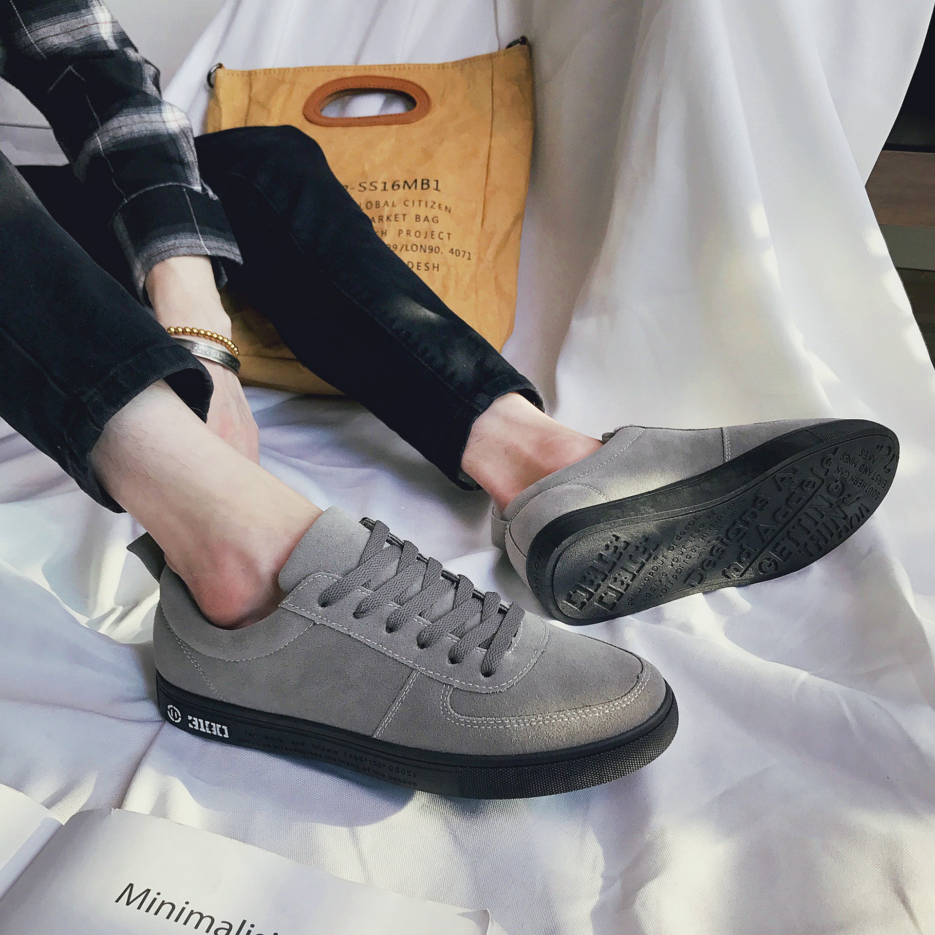 2020 Men's Casual Low-Top Sneakers in Retro Style